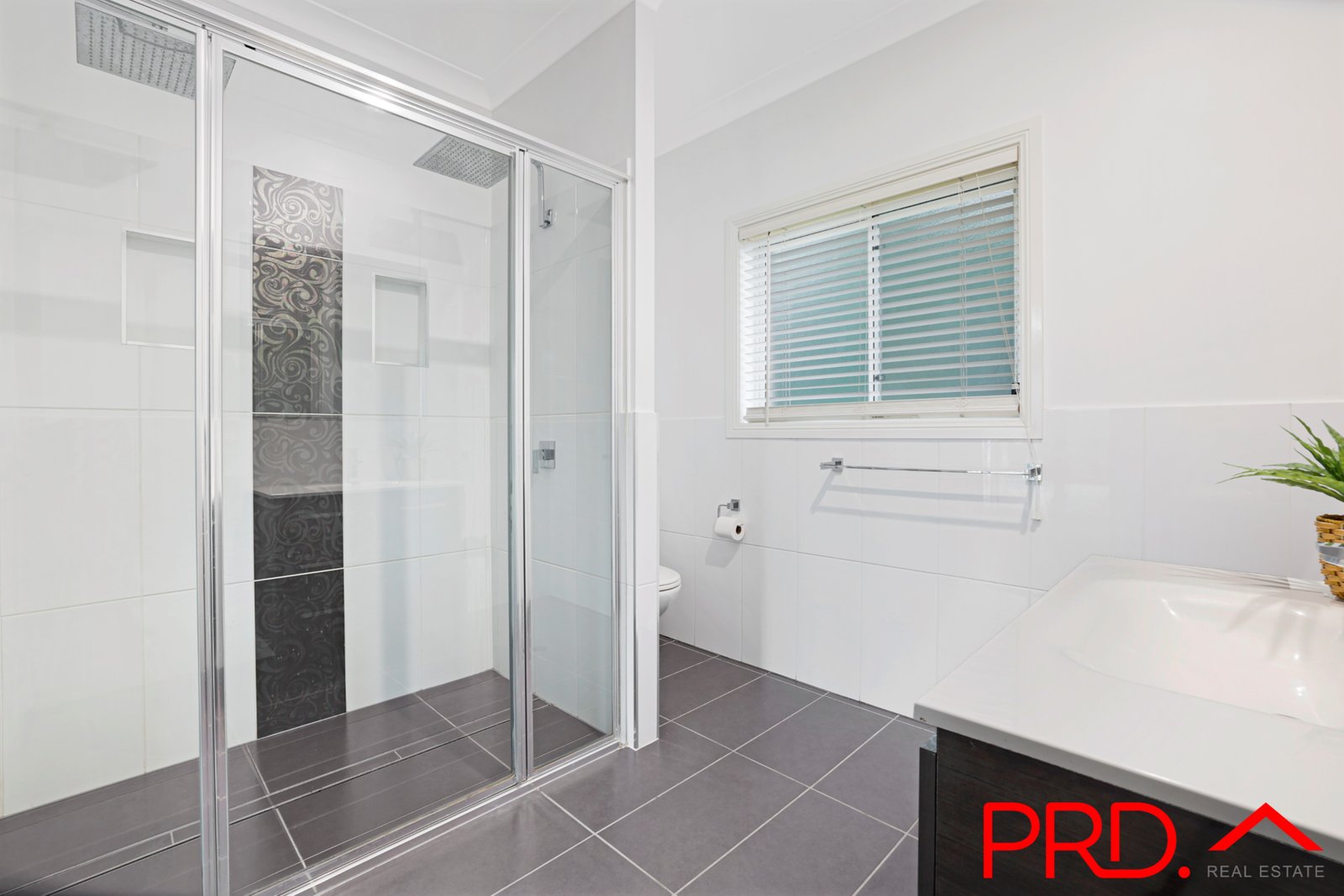 9 Biloba Way TAMWORTH 10