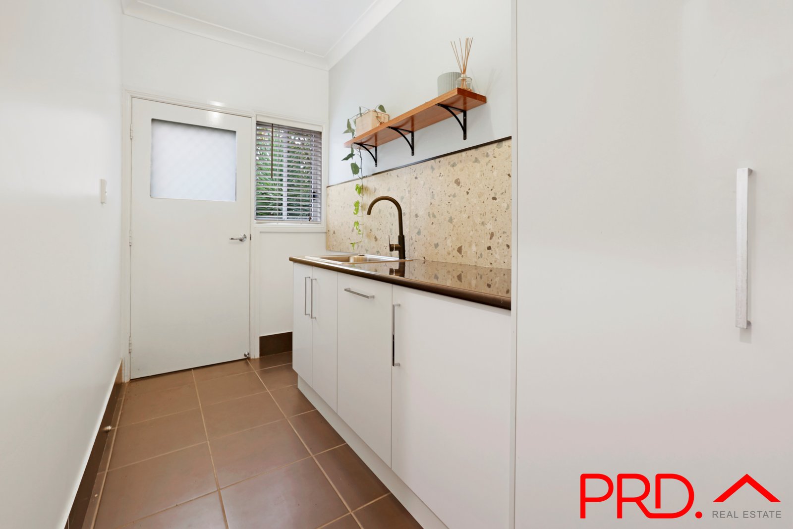 9 Biloba Way TAMWORTH 15