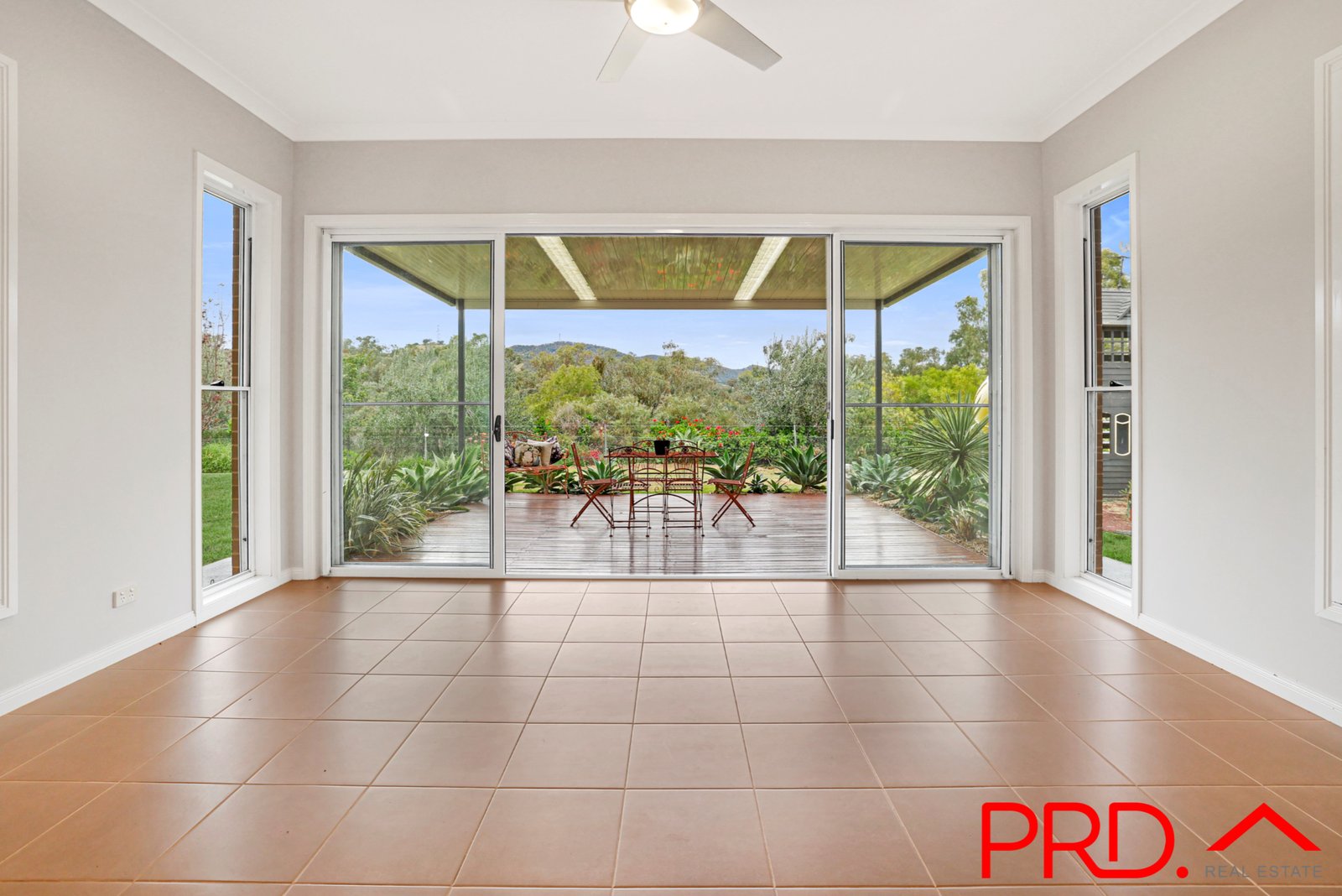 9 Biloba Way TAMWORTH 16