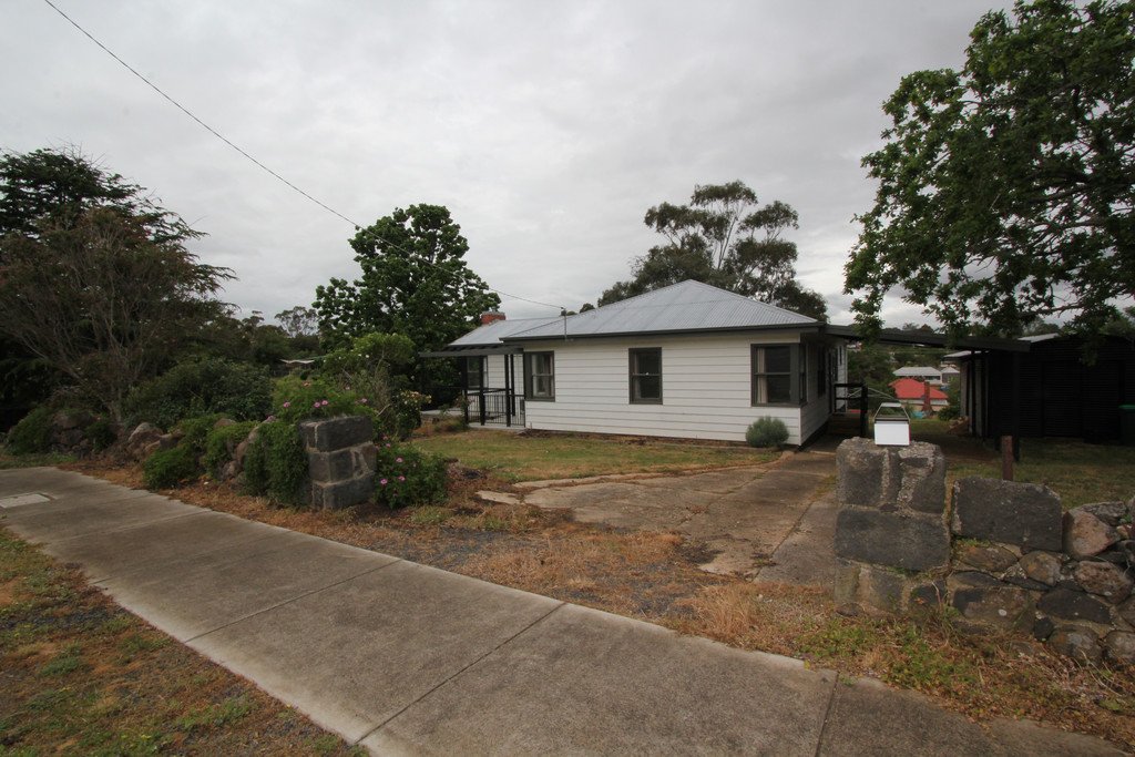 9 Blake Street SKIPTON 14