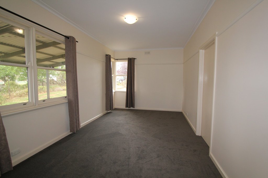 9 Blake Street SKIPTON 7