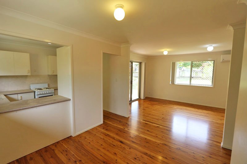 9 Bloodwood Crescent MOLENDINAR 1