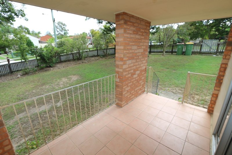 9 Bloodwood Crescent MOLENDINAR 2