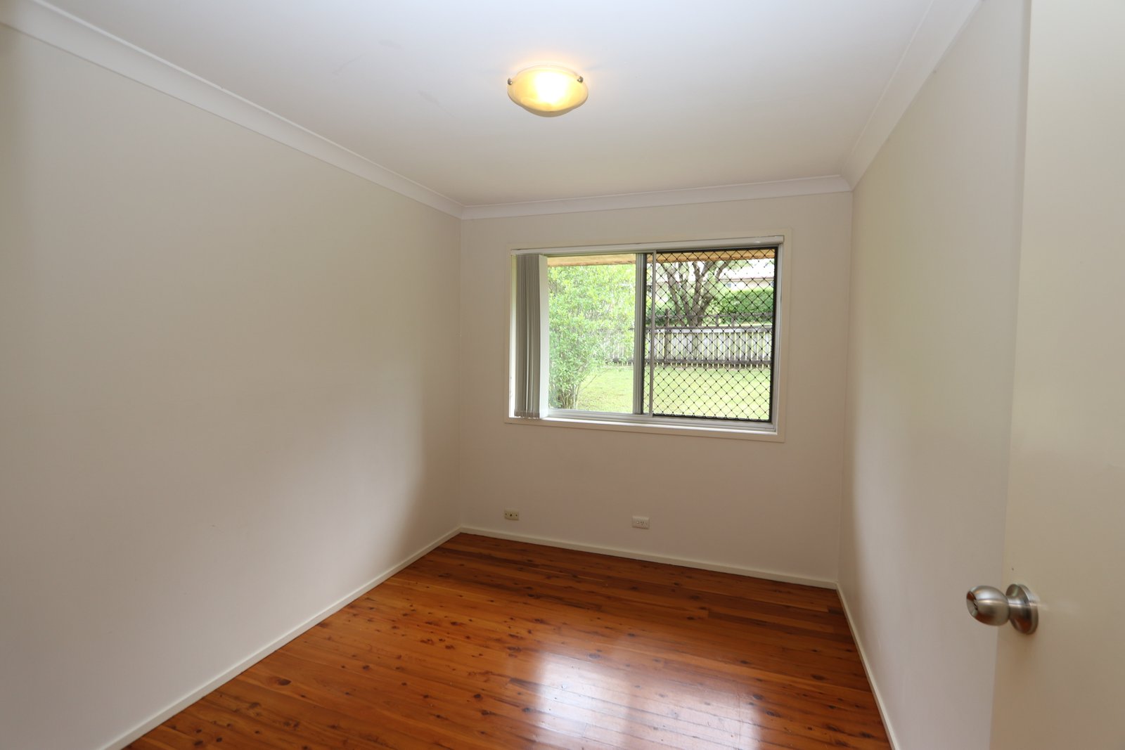 9 Bloodwood Crescent MOLENDINAR 9