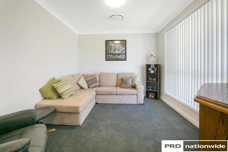 9 Bluebell Way TAMWORTH 3