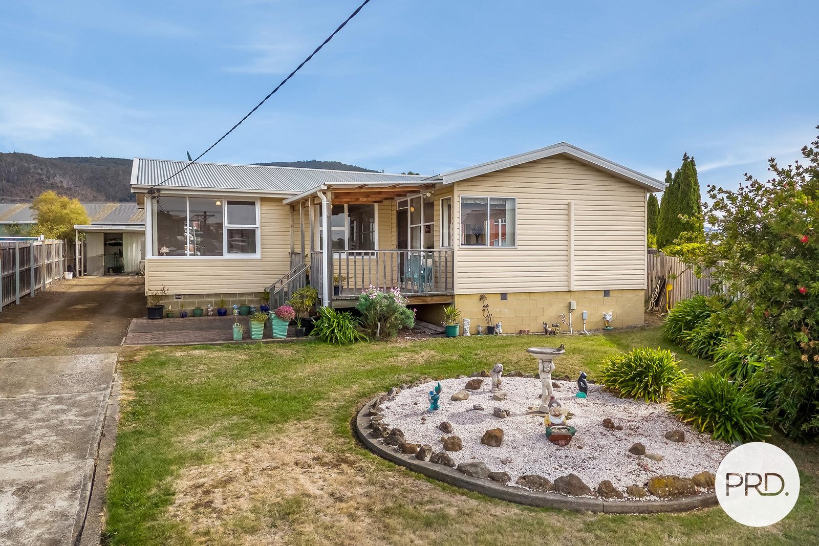 9 Bonar Place GLENORCHY 1