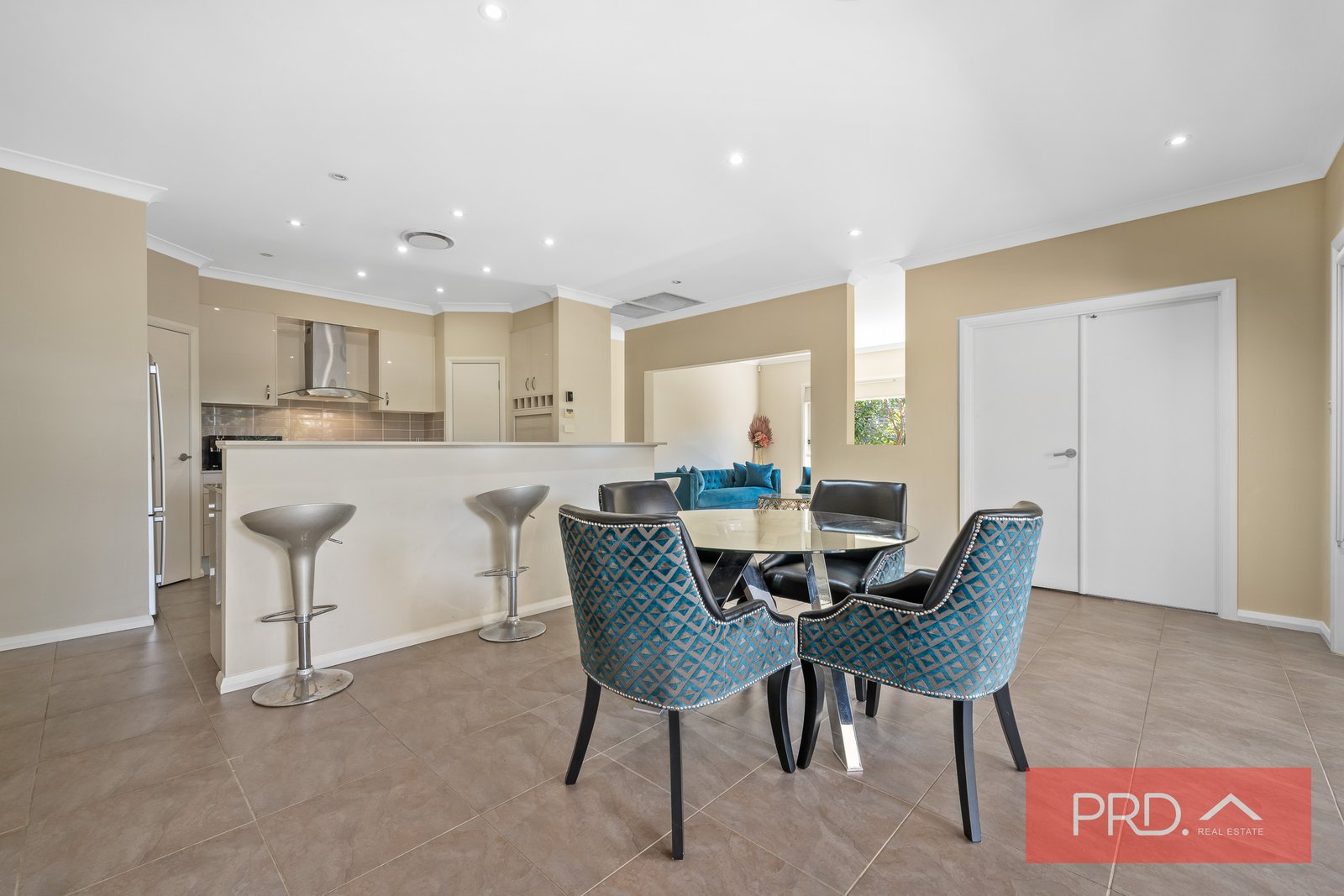 9 Bond Street ORAN PARK 13