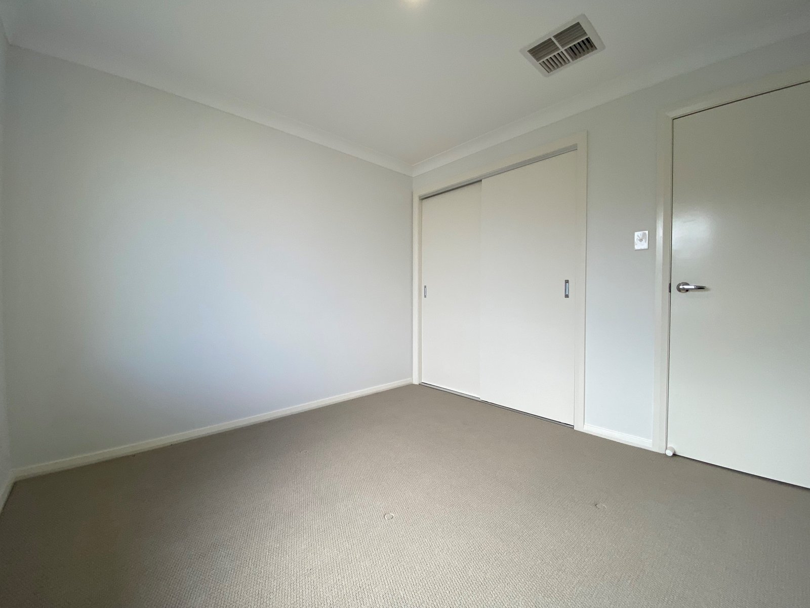 9 Borrowdale Close TAMWORTH 9