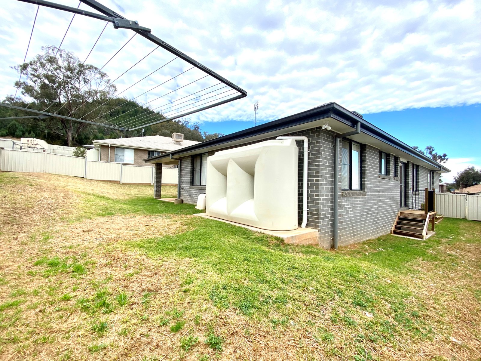 9 Borrowdale Close TAMWORTH 19
