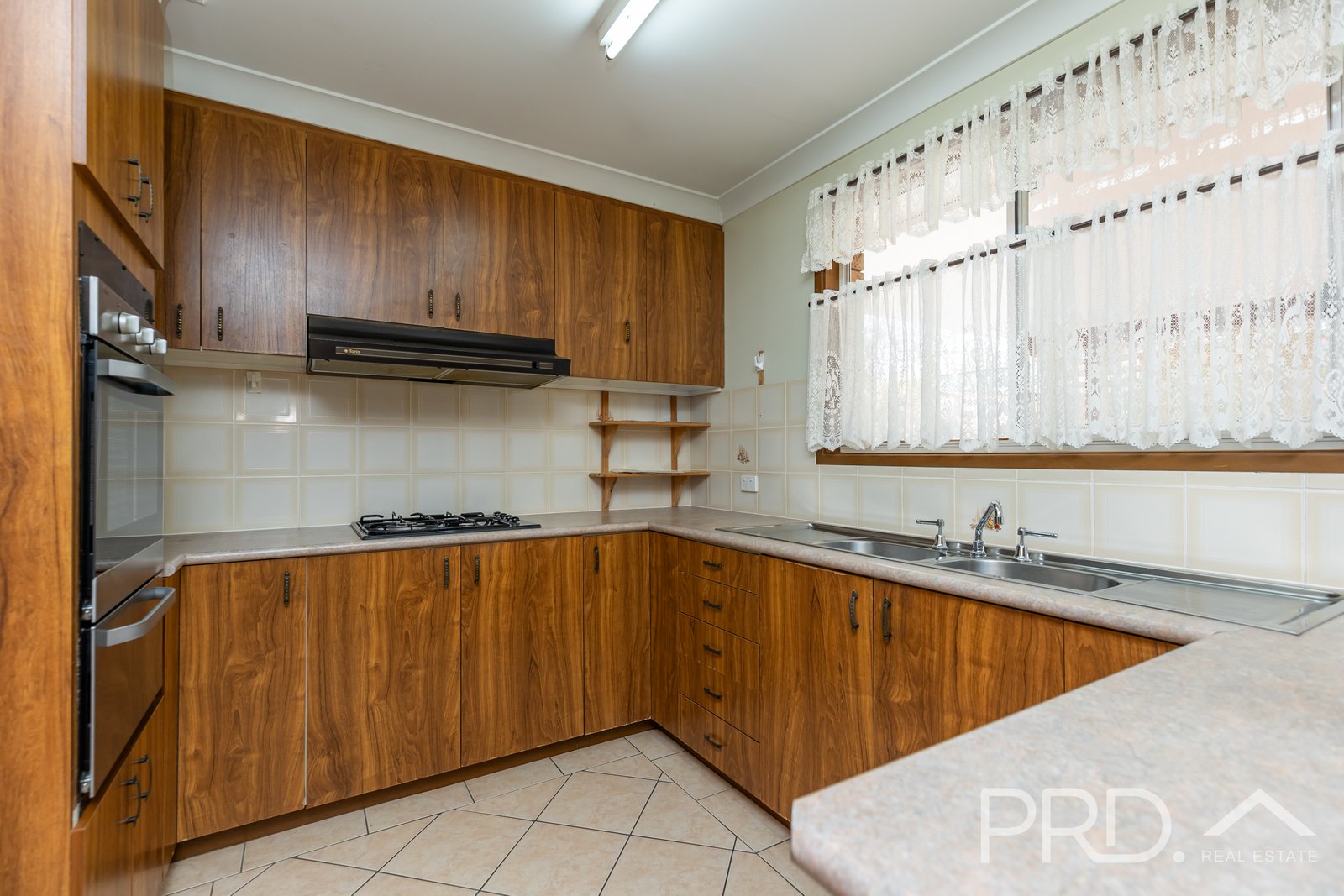 9 Bottlebrush Drive TUMUT 3