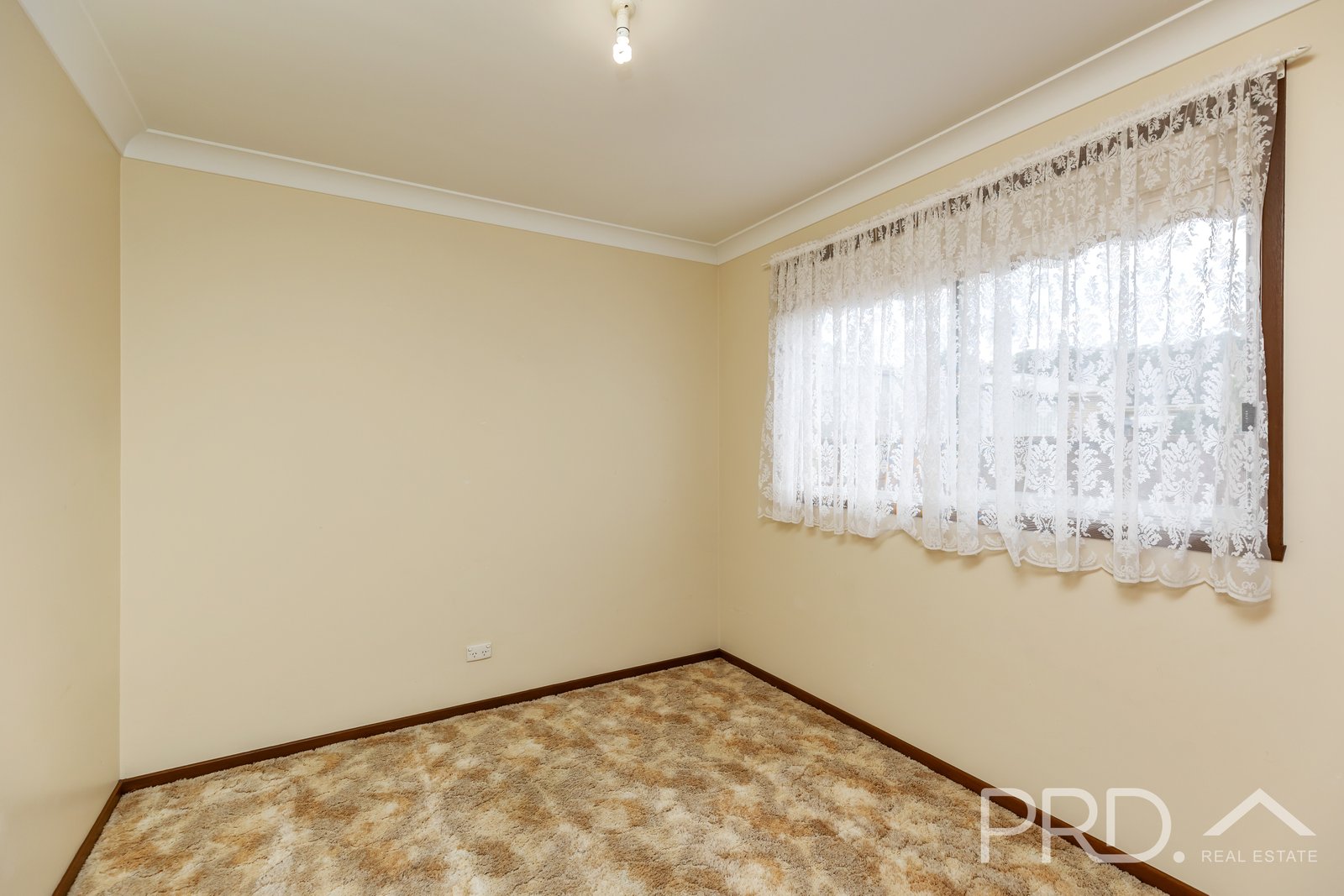 9 Bottlebrush Drive TUMUT 10