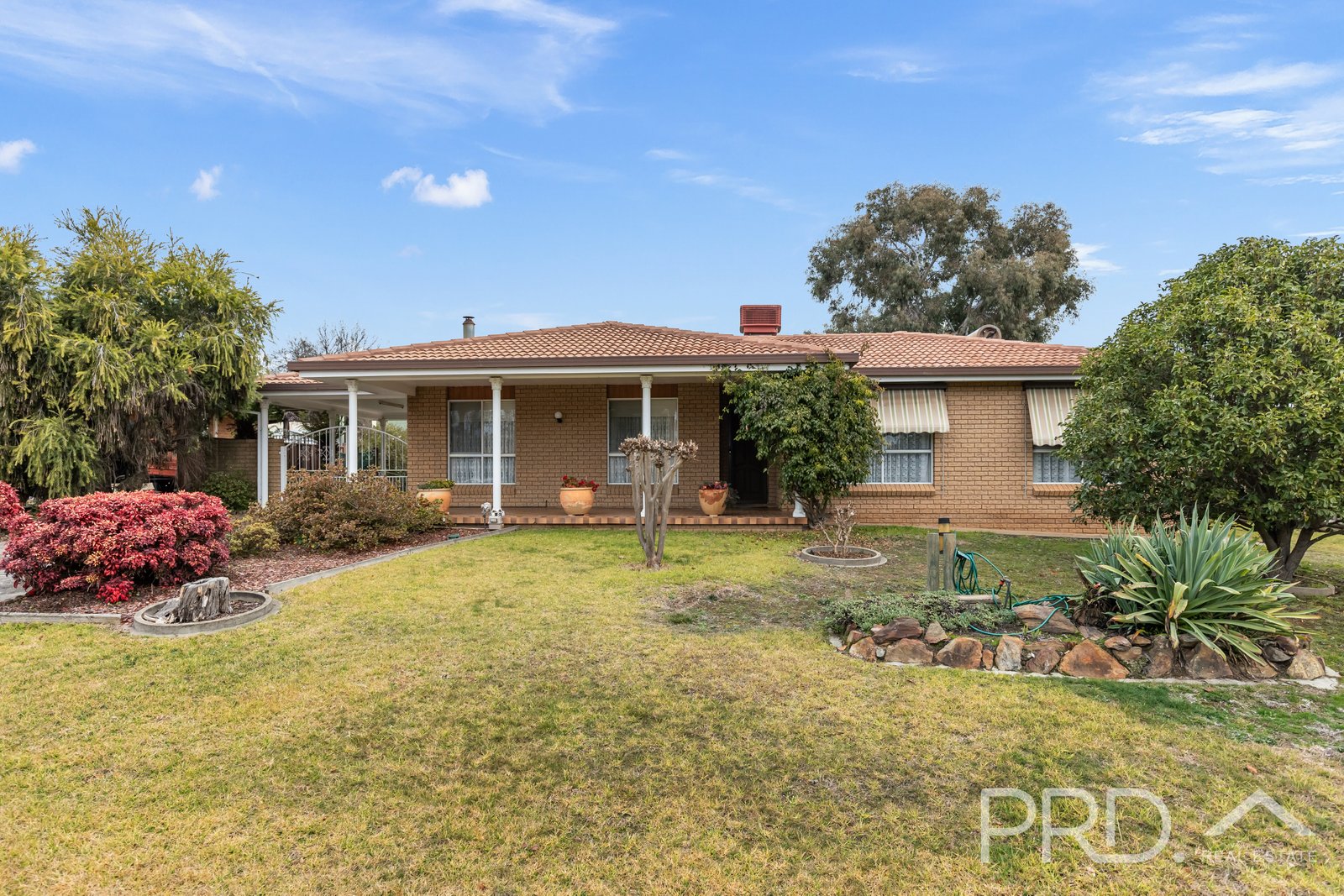 9 Bottlebrush Drive TUMUT 16