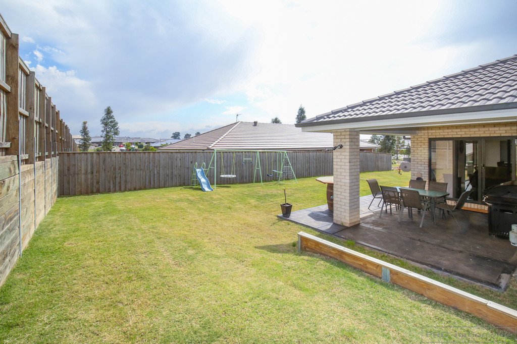 9 Bowerbird Close ABERGLASSLYN 9