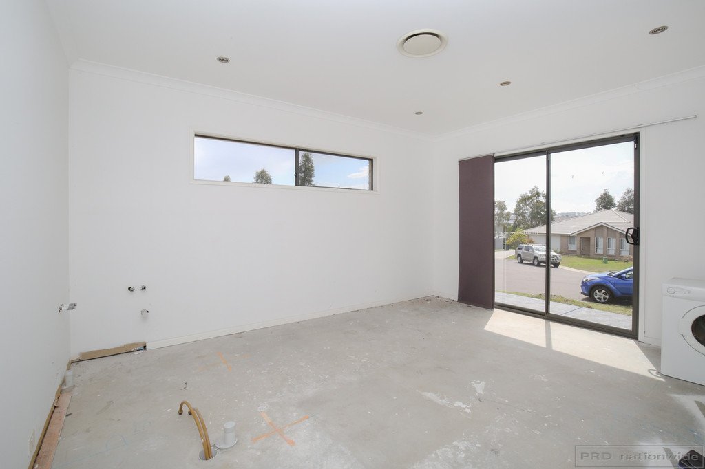 9 Bowerbird Close ABERGLASSLYN 12