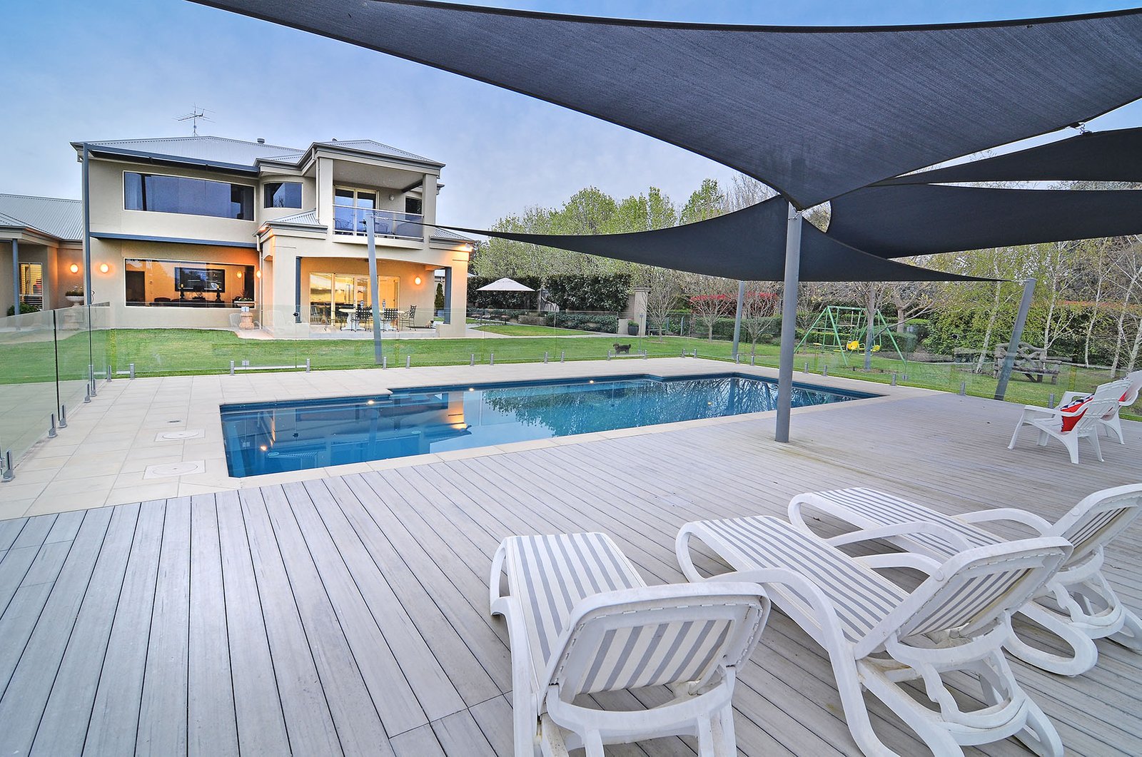 9 Bowna Park Drive TABLE TOP 1