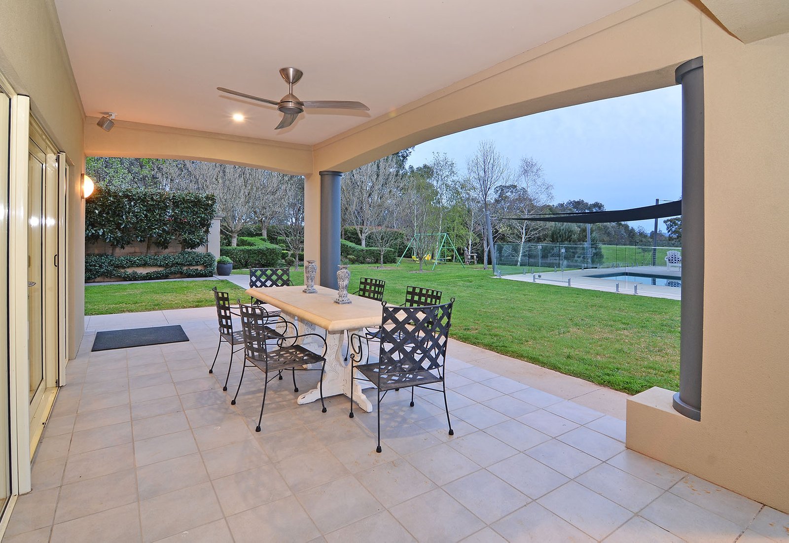 9 Bowna Park Drive TABLE TOP 21
