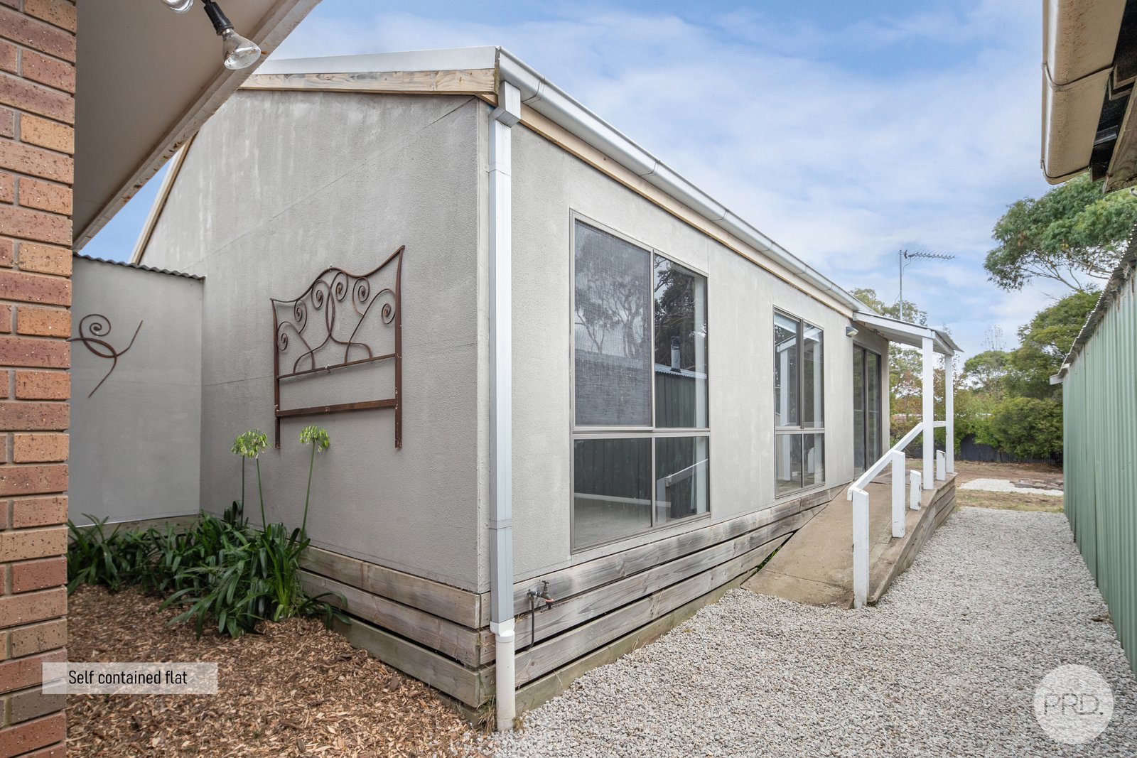 9 Bradbury Street BROWN HILL 15