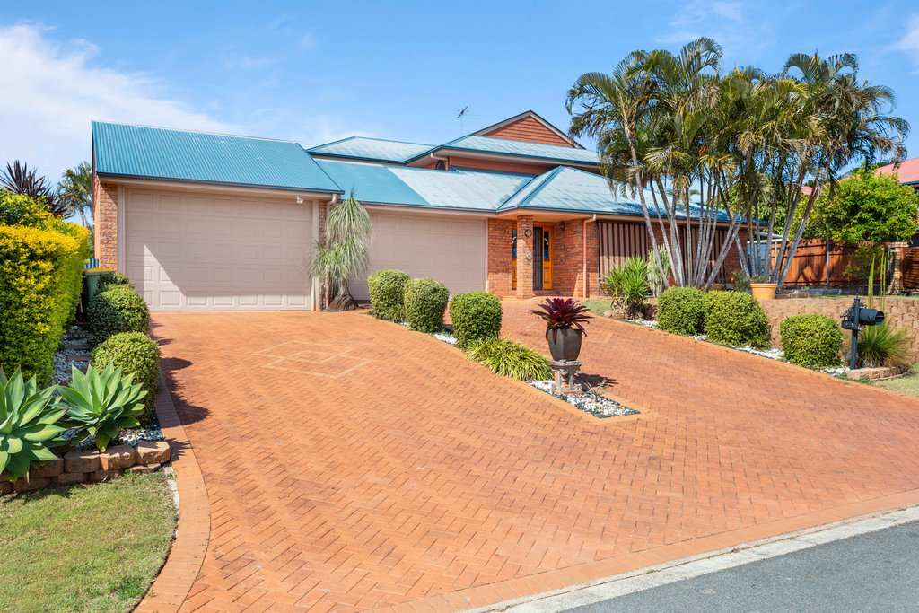 9 BRAEMAR Court REDLAND BAY 3