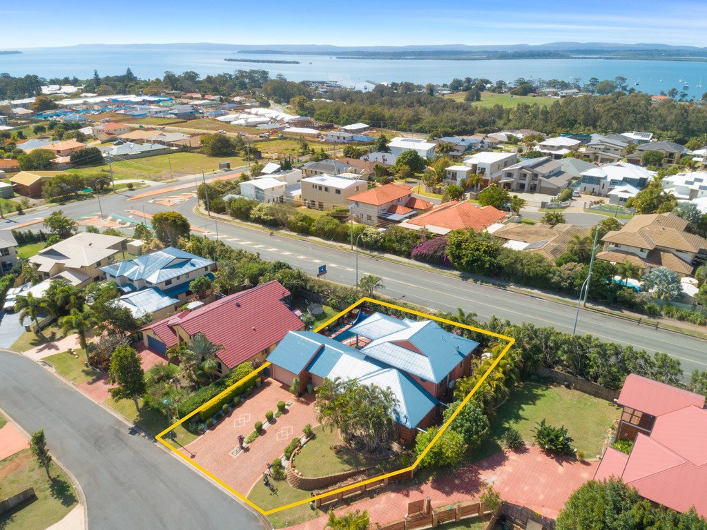 9 BRAEMAR Court REDLAND BAY 4