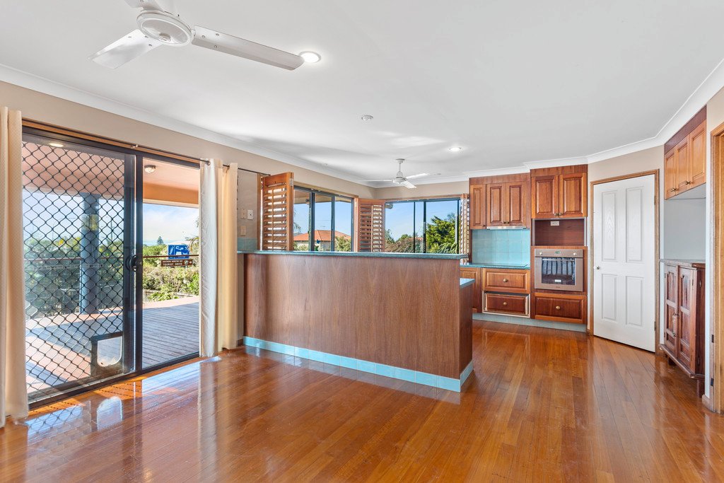 9 BRAEMAR Court REDLAND BAY 9