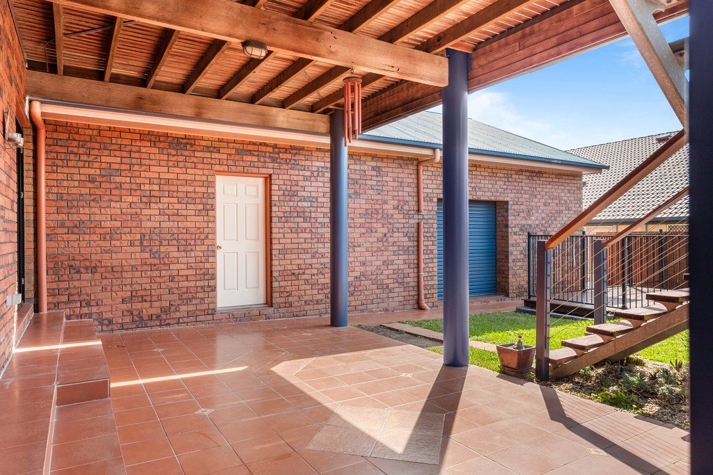 9 BRAEMAR Court REDLAND BAY 12