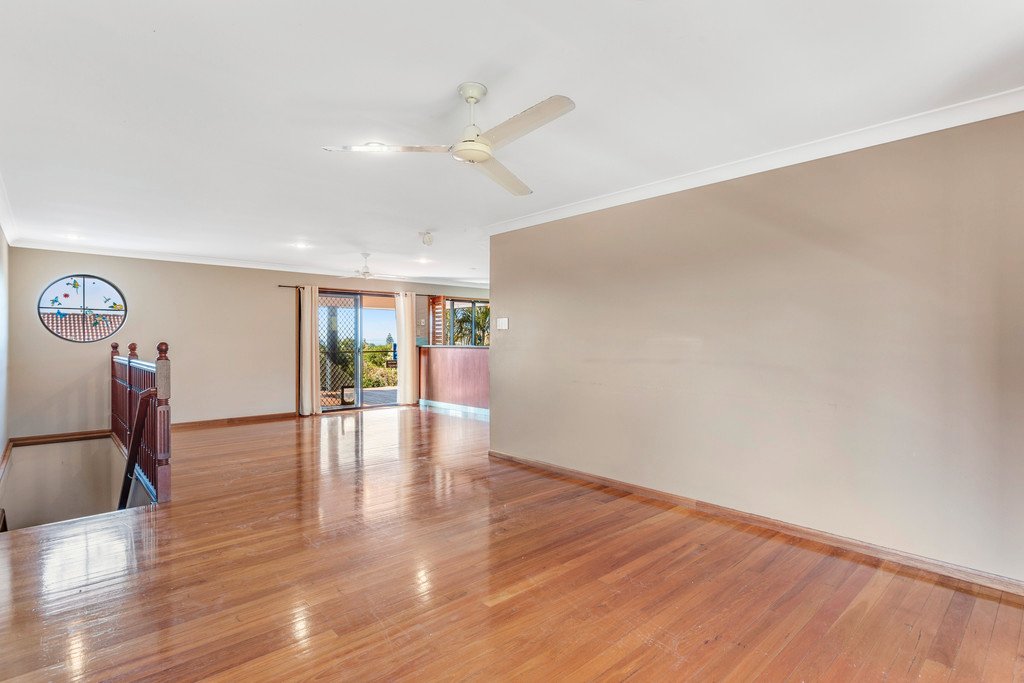 9 BRAEMAR Court REDLAND BAY 13