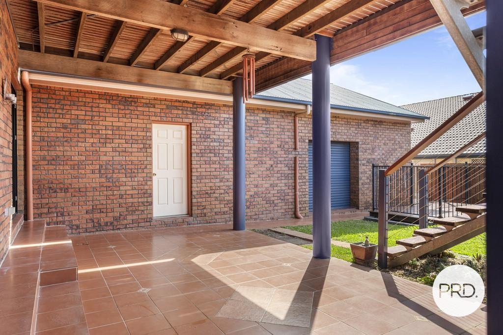 9 BRAEMAR Court REDLAND BAY 12