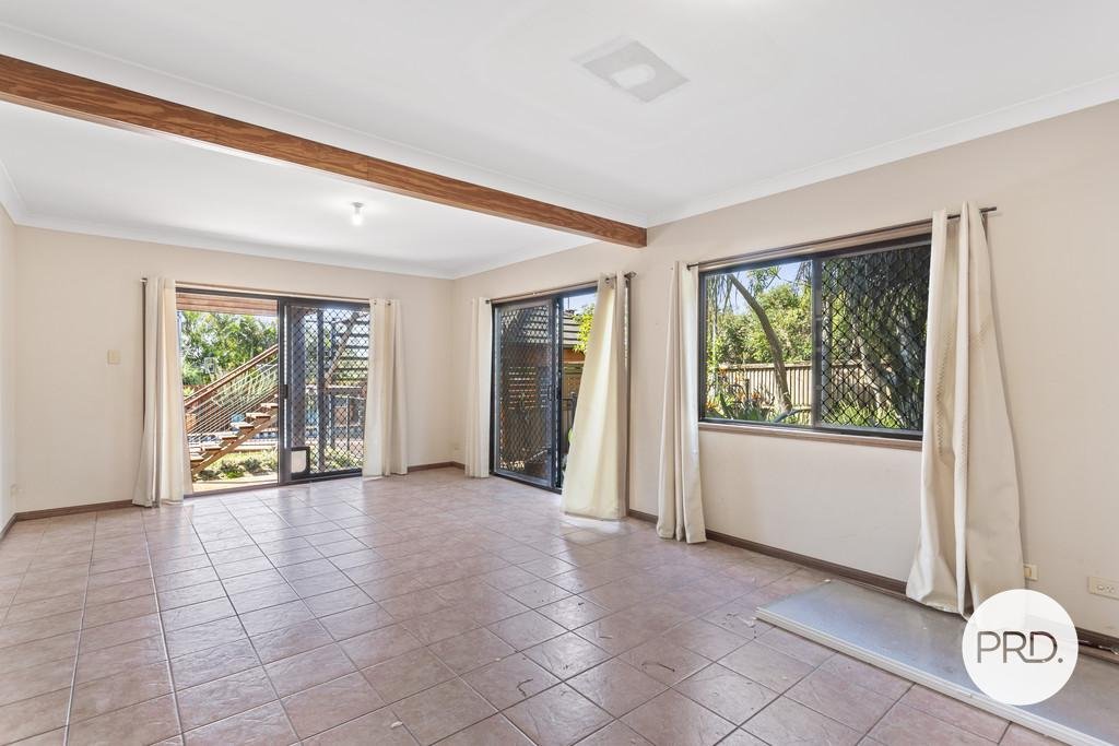9 BRAEMAR Court REDLAND BAY 17