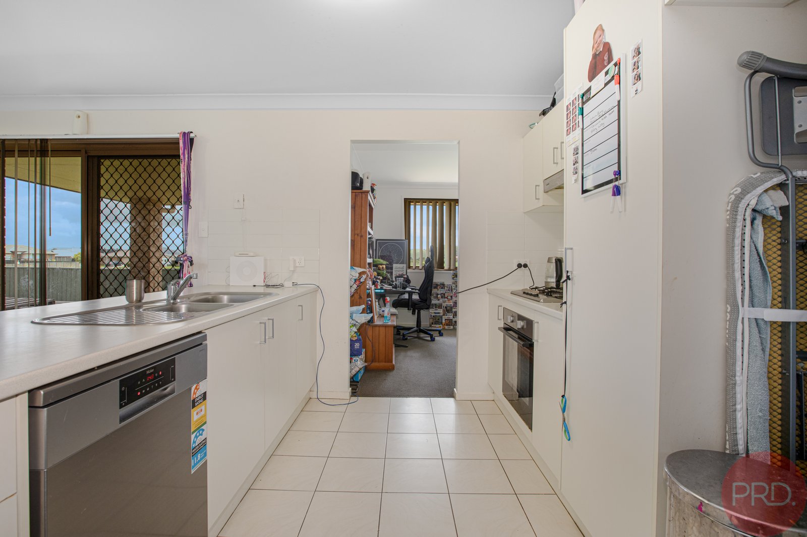9 Brando Street RUTHERFORD 8