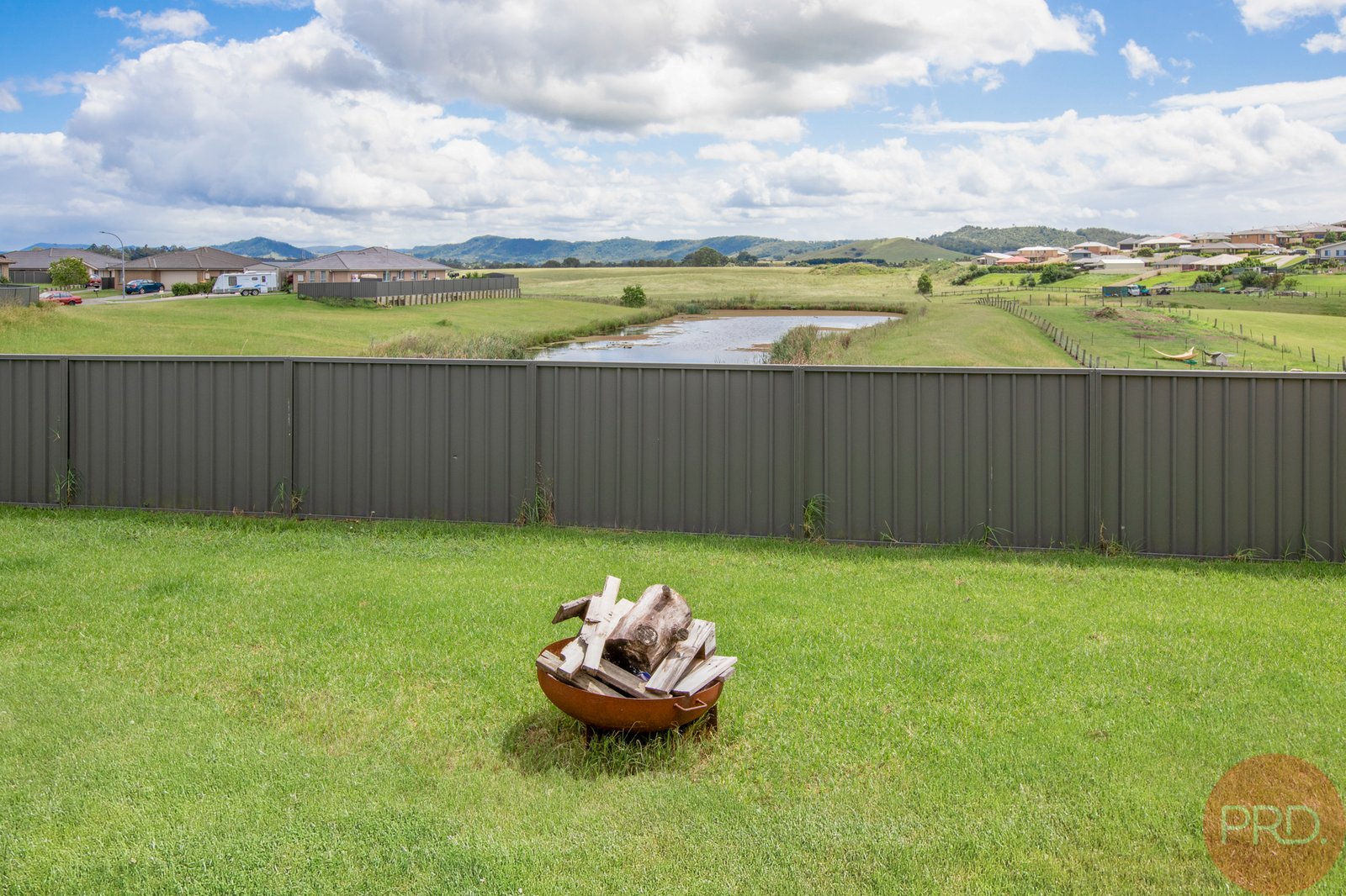 9 Brando Street RUTHERFORD 16