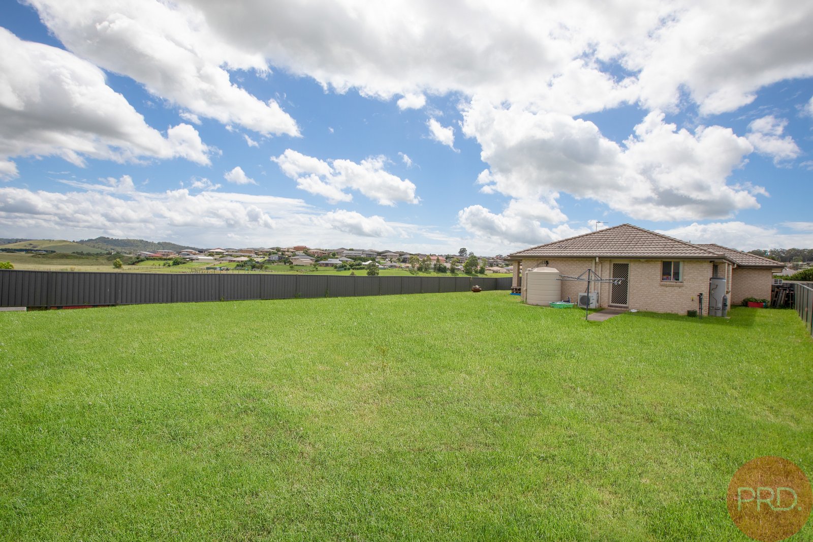 9 Brando Street RUTHERFORD 17