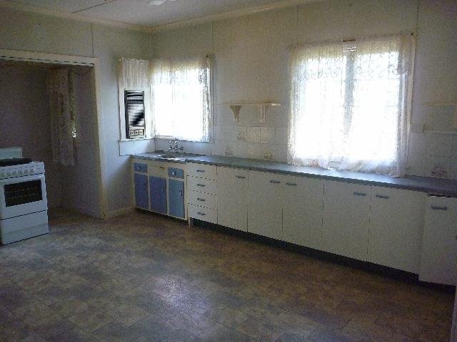 9 Brassington Street ZILLMERE 2