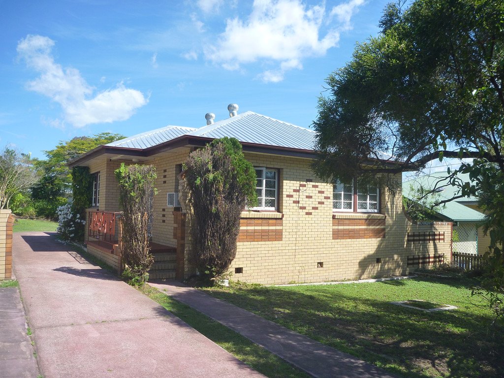 9 Brassington Street ZILLMERE 8