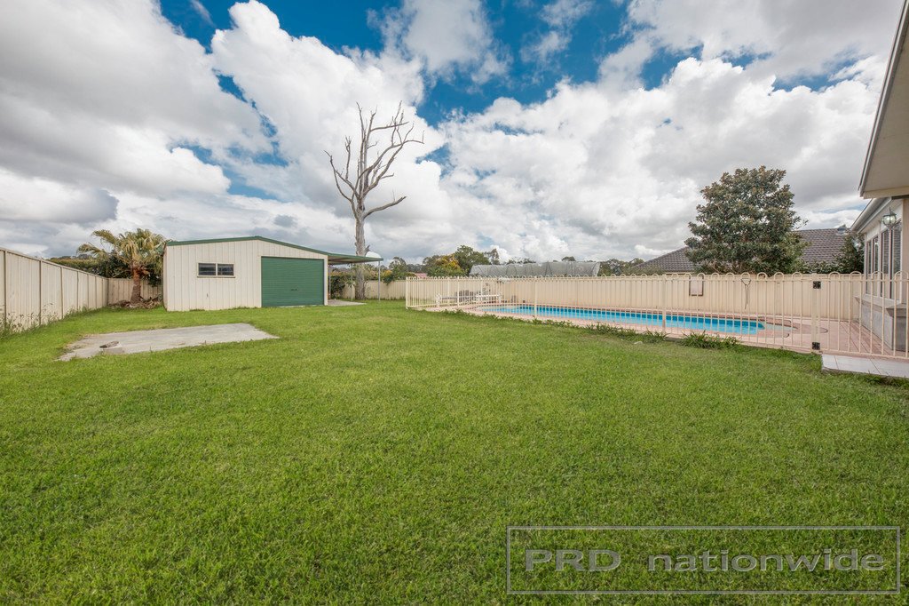 9 Brentwood Terrace THORNTON 2