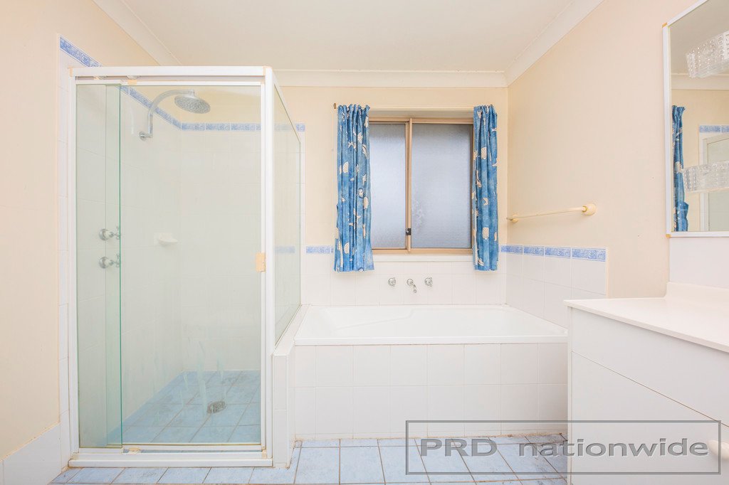 9 Brentwood Terrace THORNTON 18