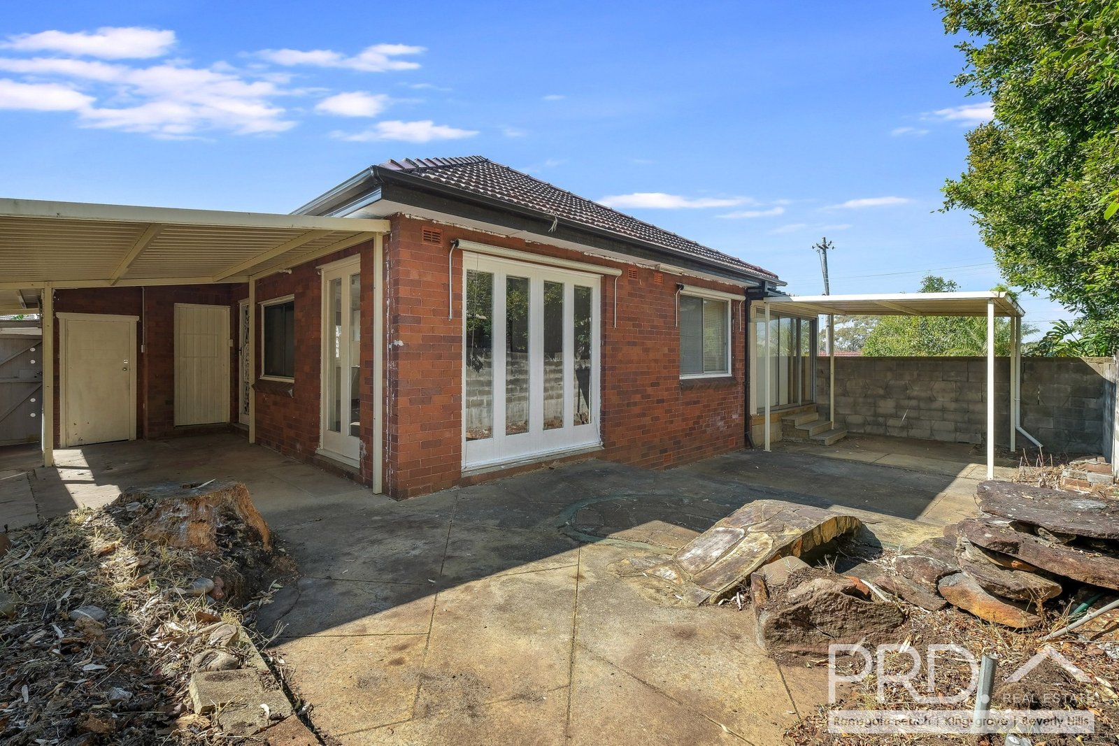 9 Broadarrow Road BEVERLY HILLS 4