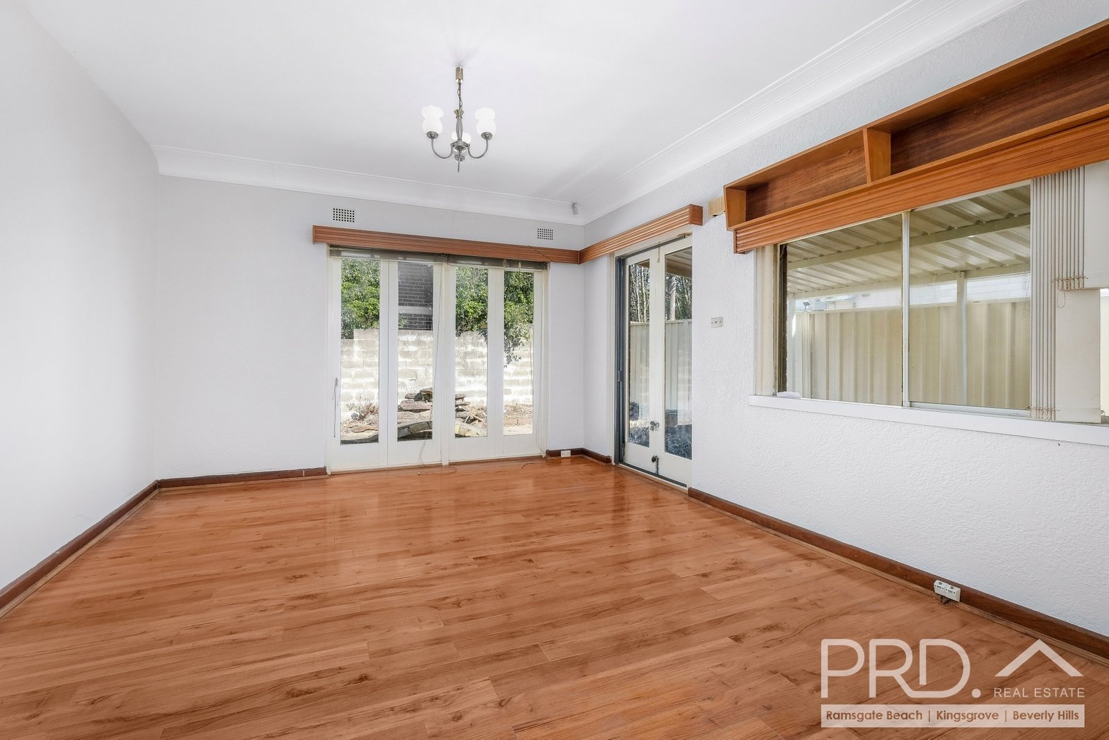 9 Broadarrow Road BEVERLY HILLS 1