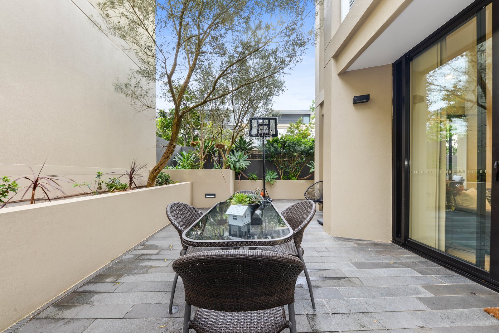 9 Brodie Avenue LITTLE BAY 9