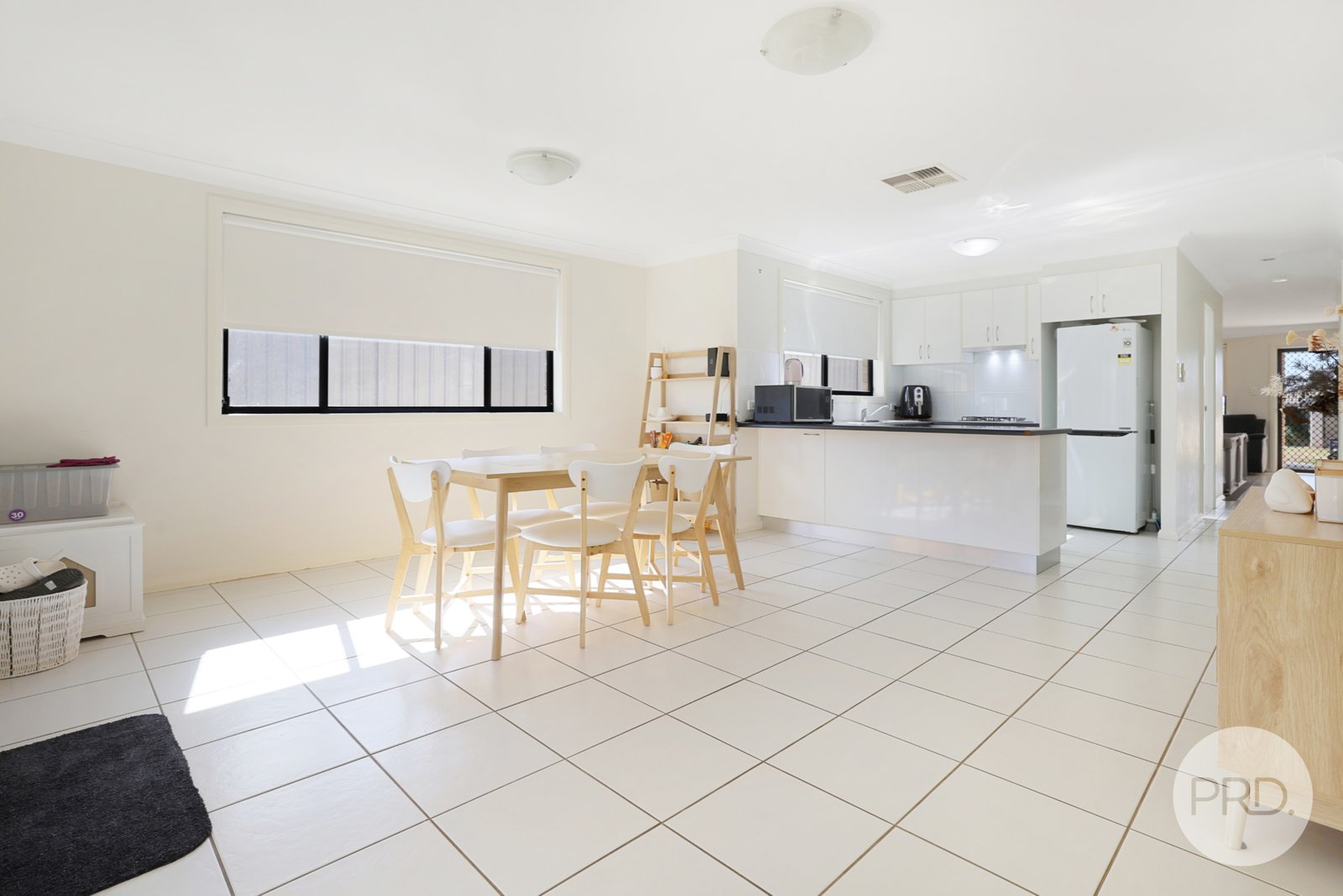 9 Brushbox Grove TAMWORTH 5