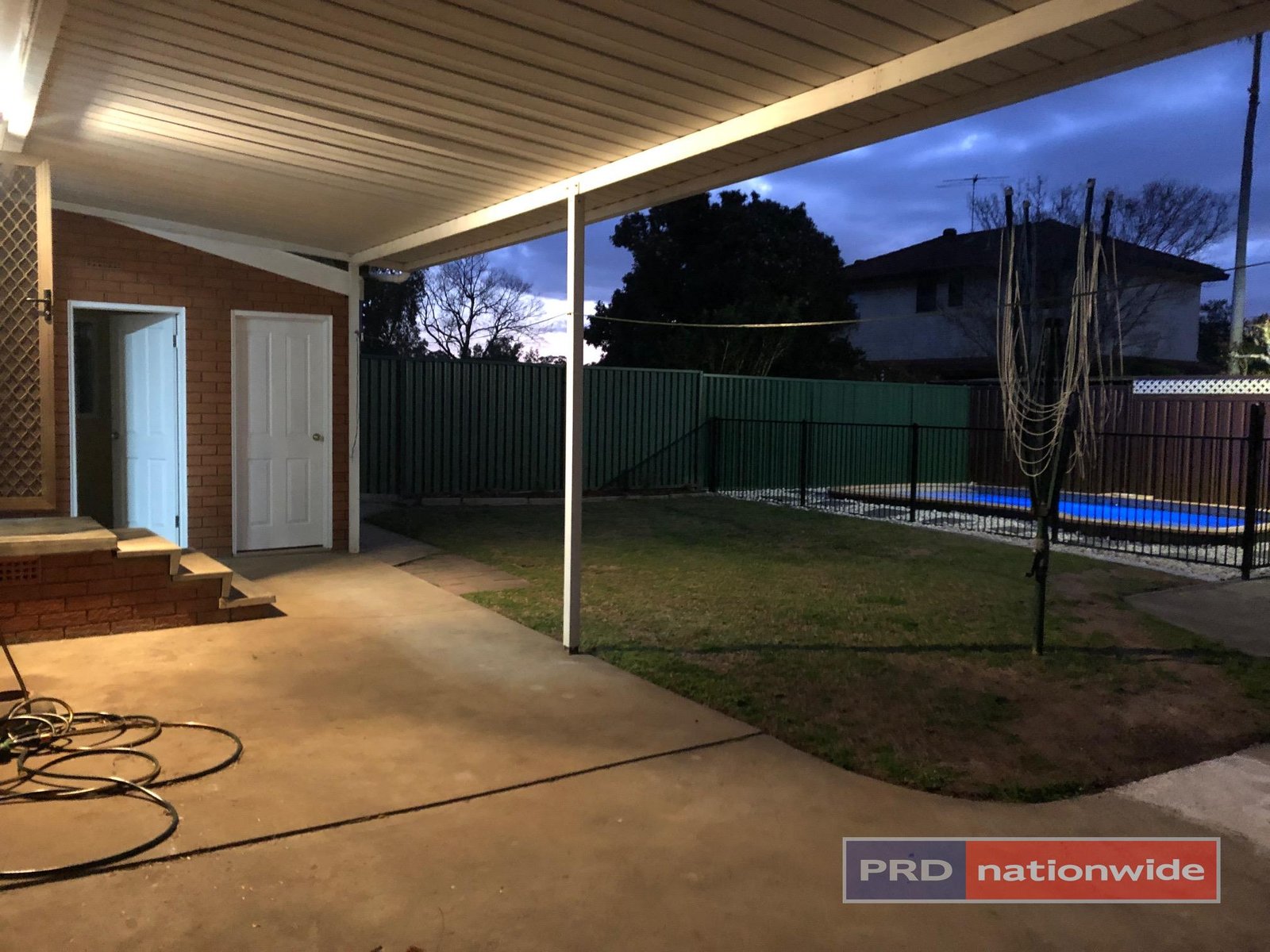 9 Bugden Avenue MILPERRA 8