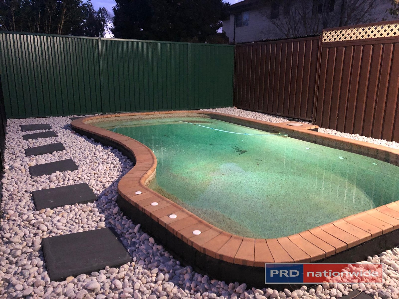 9 Bugden Avenue MILPERRA 9