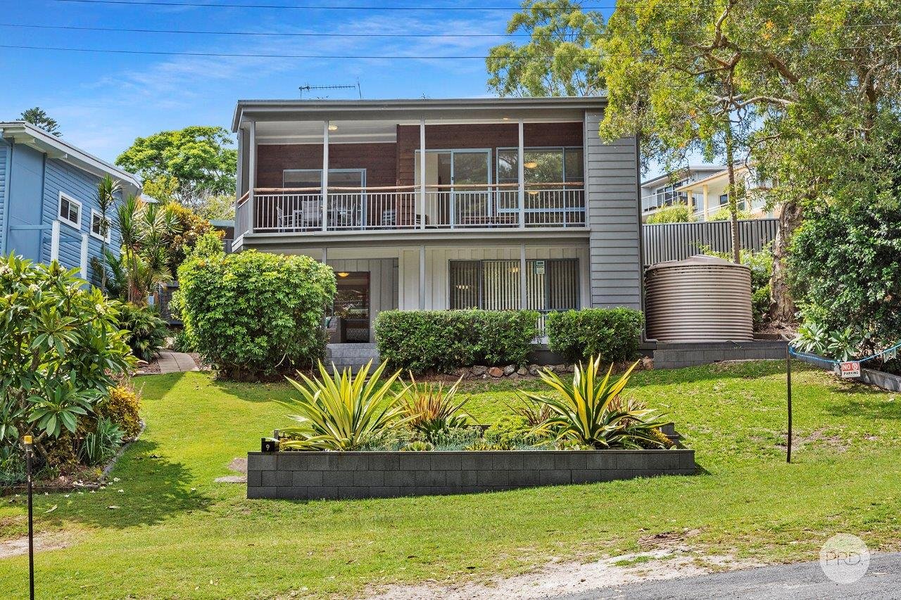 9 Burbong Street NELSON BAY 8