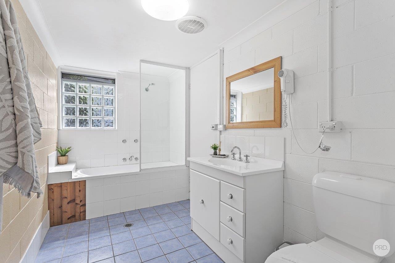 9 Burbong Street NELSON BAY 26