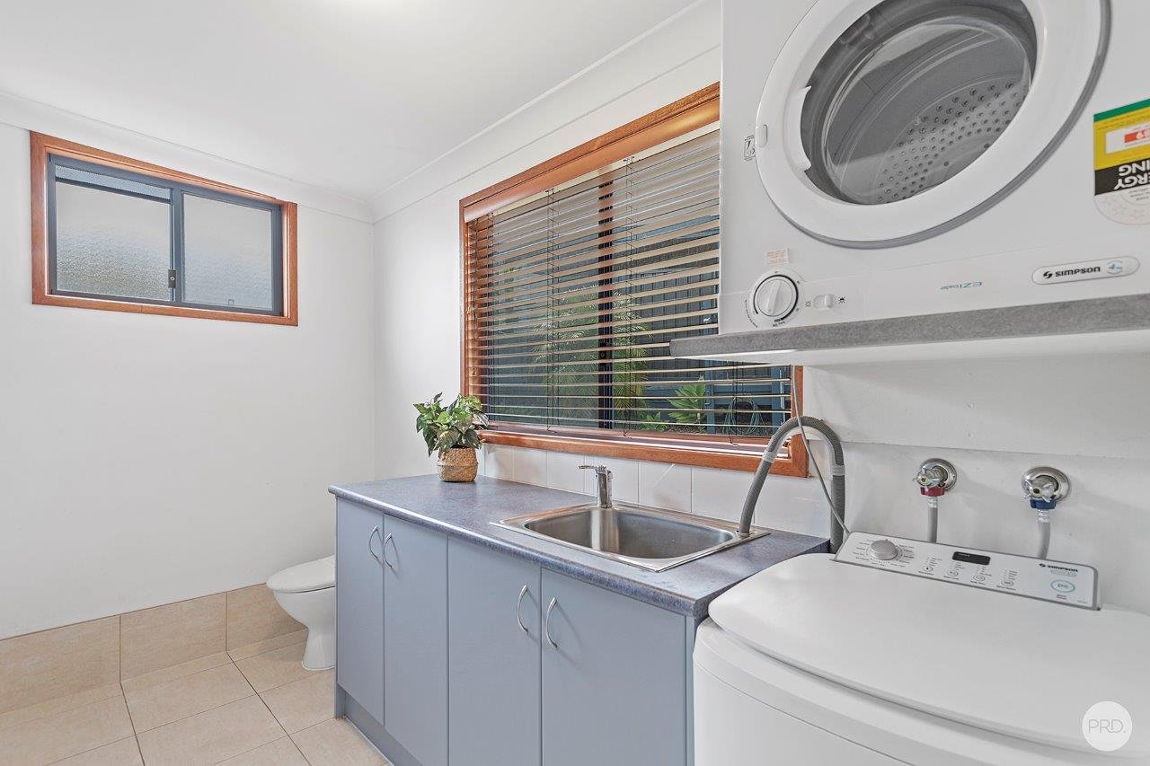 9 Burbong Street NELSON BAY 32