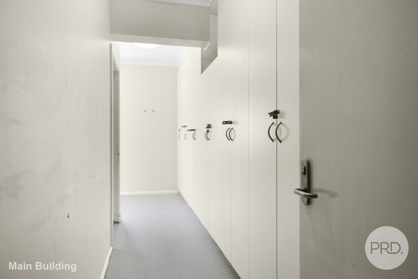 9 Burnside Avenue TAMWORTH 11