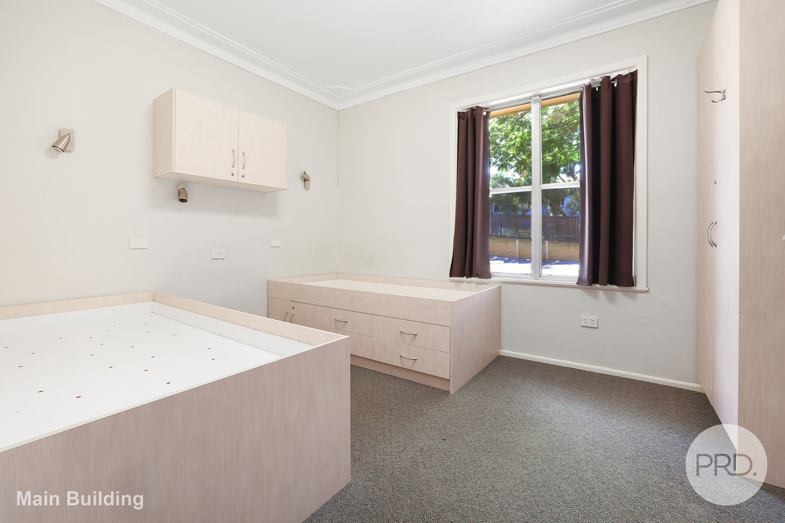 9 Burnside Avenue TAMWORTH 20