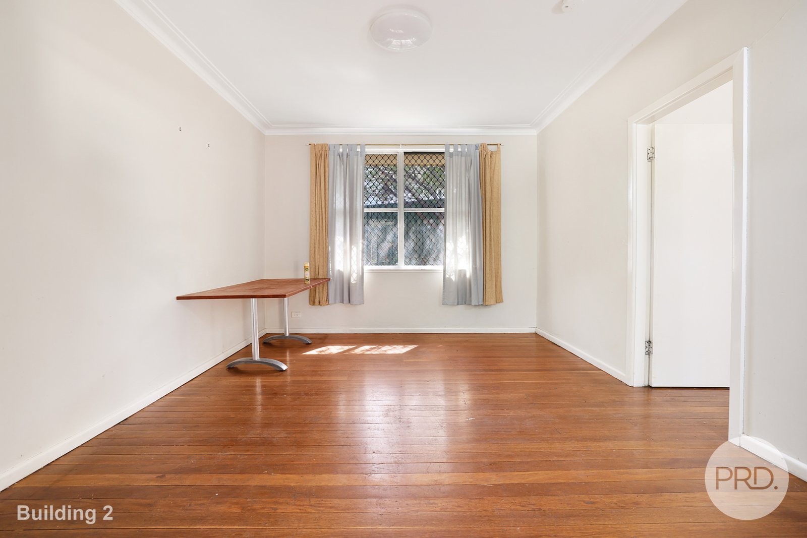 9 Burnside Avenue TAMWORTH 28