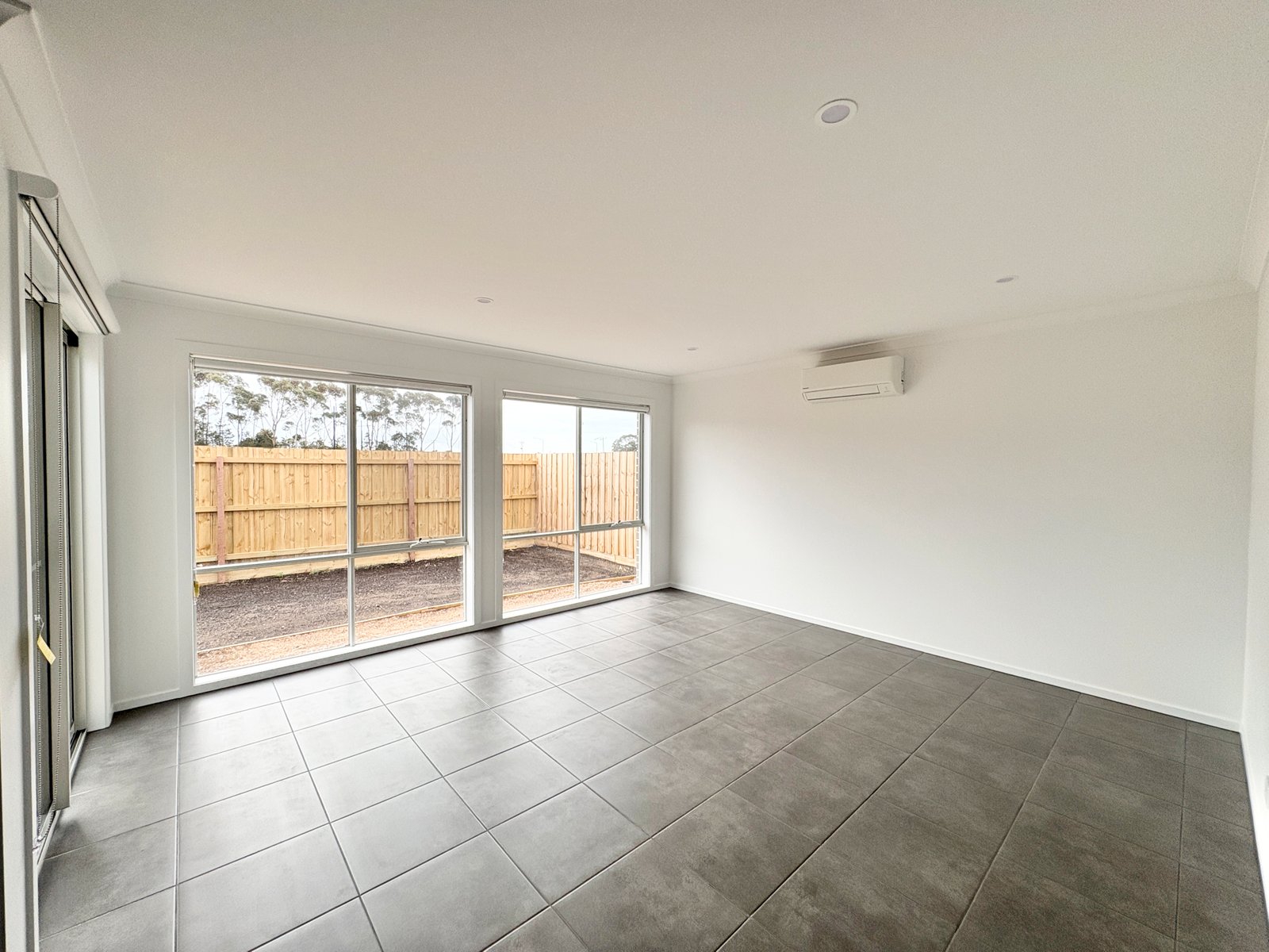 Gallery: 9 Buttercup Crescent