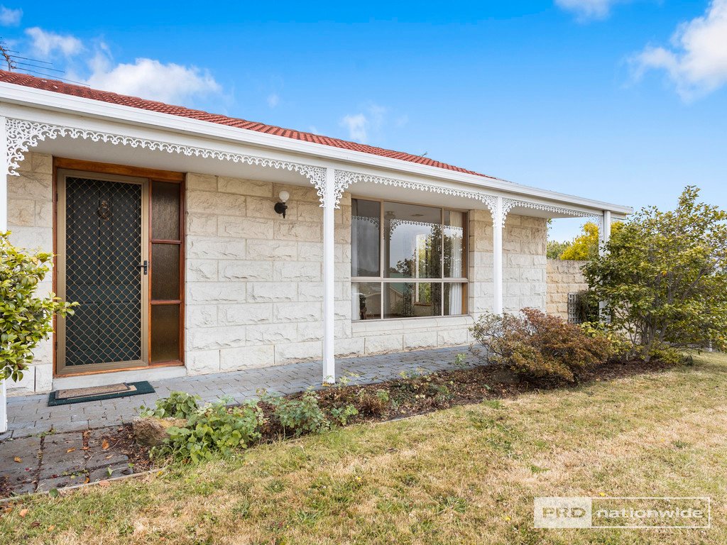 9 Cabernet Drive BERRIEDALE 2