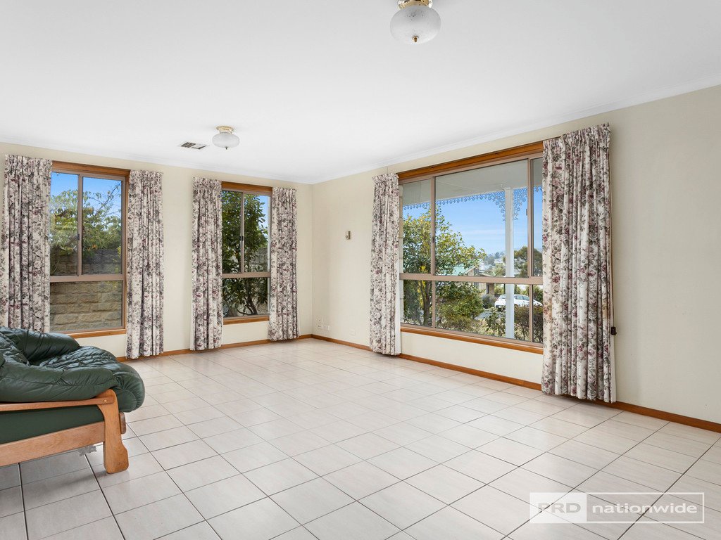9 Cabernet Drive BERRIEDALE 7